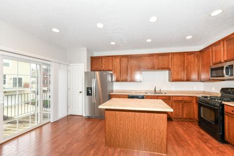 9080 Teaneck Drive Fishers IN 46038