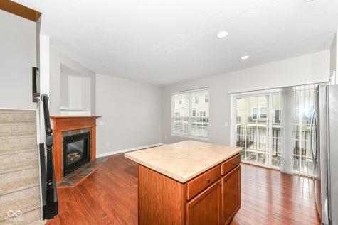 9080 Teaneck Drive Fishers IN 46038