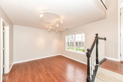 9080 Teaneck Drive Fishers IN 46038