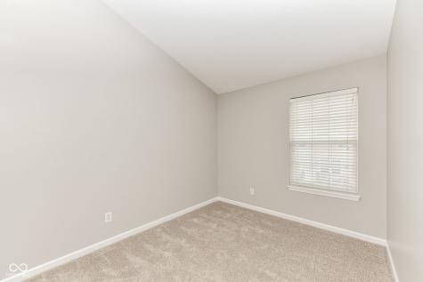 9080 Teaneck Drive Fishers IN 46038