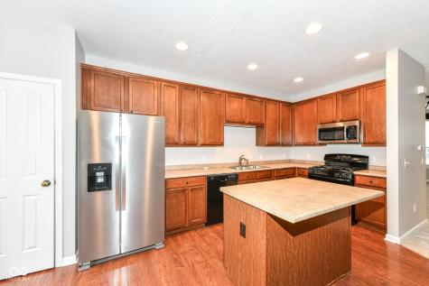 9080 Teaneck Drive Fishers IN 46038