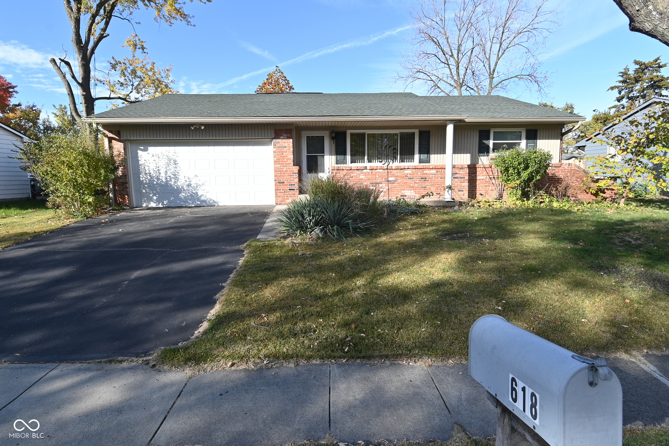 618 S Kiel Avenue Indianapolis IN 46241