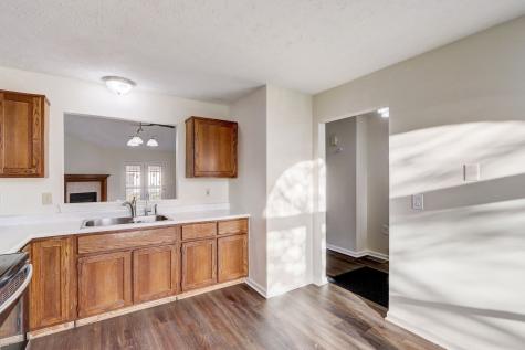 1650 Park Castle Way Indianapolis IN 46229
