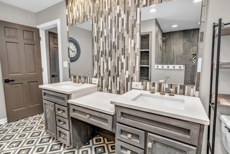 4953 Hillcrest Court Avon IN 46123