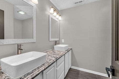 4953 Hillcrest Court Avon IN 46123