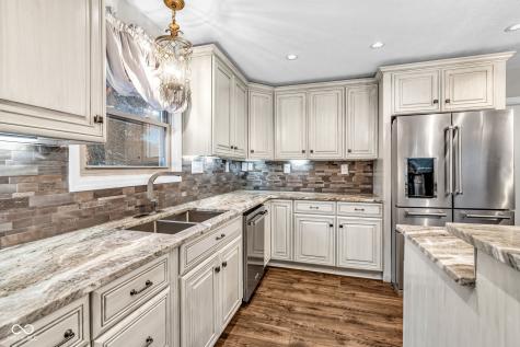 4953 Hillcrest Court Avon IN 46123