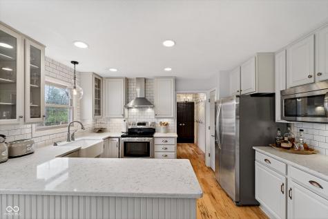 208 Surrey Hill Noblesville IN 46062