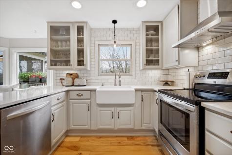 208 Surrey Hill Noblesville IN 46062
