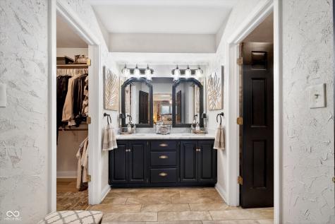 208 Surrey Hill Noblesville IN 46062