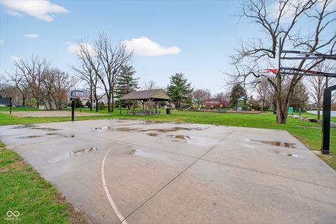 208 Surrey Hill Noblesville IN 46062