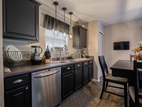 10922 Emery Drive Indianapolis IN 46231