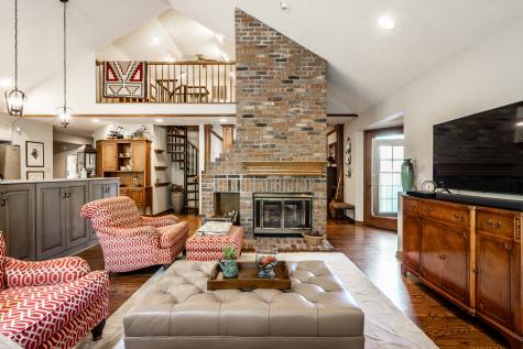 4682 Brentwood Court Zionsville IN 46077