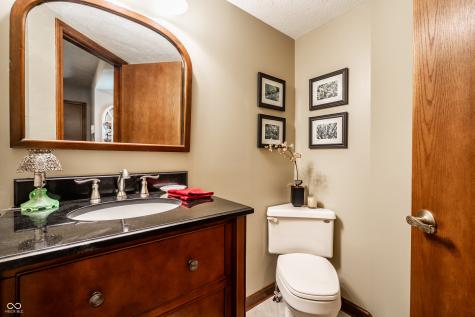 4682 Brentwood Court Zionsville IN 46077