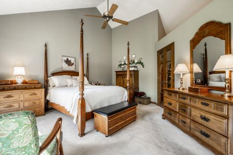 4682 Brentwood Court Zionsville IN 46077