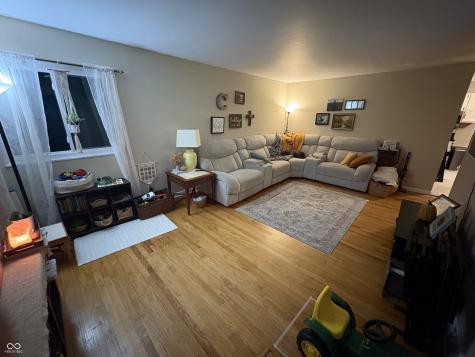 7046 W 100 N Greenfield IN 46140