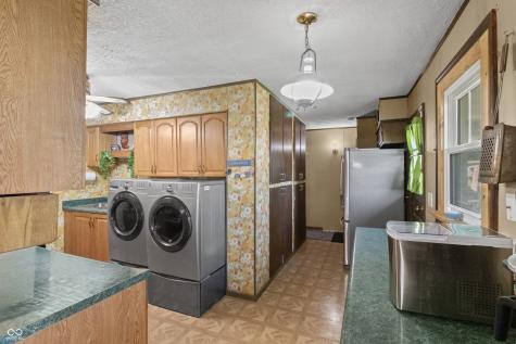 3534 Carr Avenue Indianapolis IN 46221