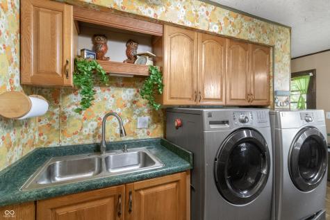 3534 Carr Avenue Indianapolis IN 46221