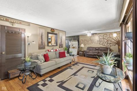 3534 Carr Avenue Indianapolis IN 46221