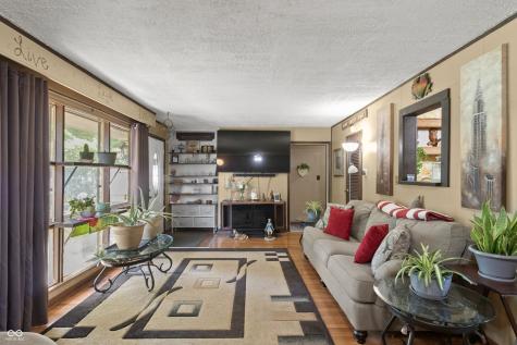 3534 Carr Avenue Indianapolis IN 46221