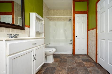 1434 Winfield Avenue Indianapolis IN 46222