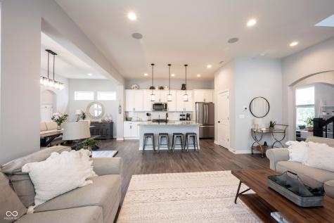 1534 Cloverdon Drive Westfield IN 46074