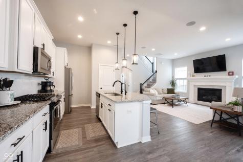 1534 Cloverdon Drive Westfield IN 46074