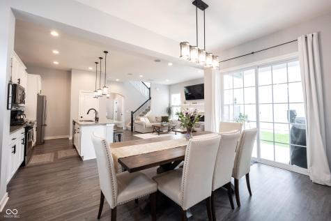 1534 Cloverdon Drive Westfield IN 46074
