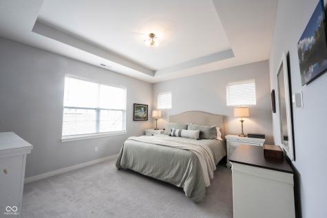 1534 Cloverdon Drive Westfield IN 46074