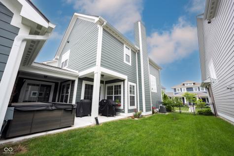 1534 Cloverdon Drive Westfield IN 46074