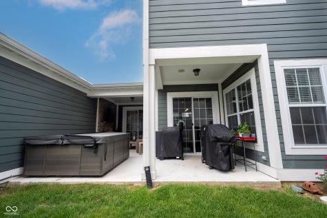 1534 Cloverdon Drive Westfield IN 46074