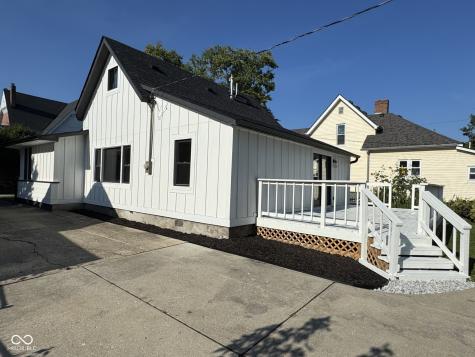 72 W Broadway Street Greenwood IN 46142