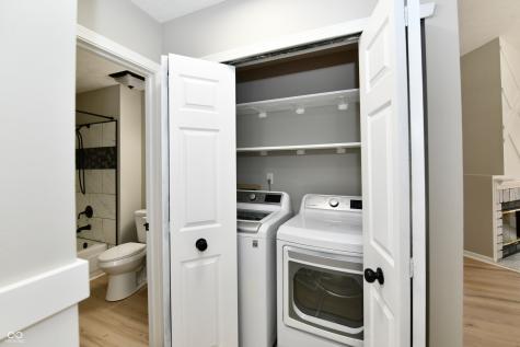 8547 Rock Hollow Circle Indianapolis IN 46256