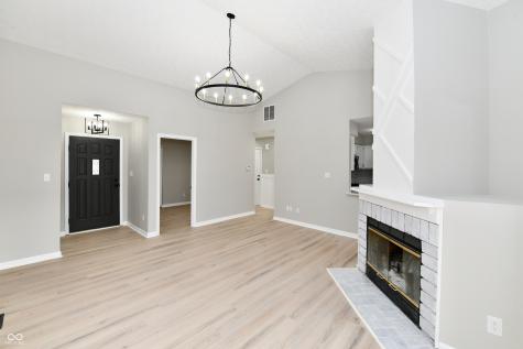 8547 Rock Hollow Circle Indianapolis IN 46256
