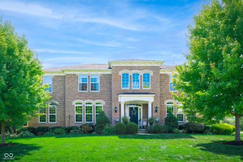 8879 Spring Violet Place Zionsville IN 46077