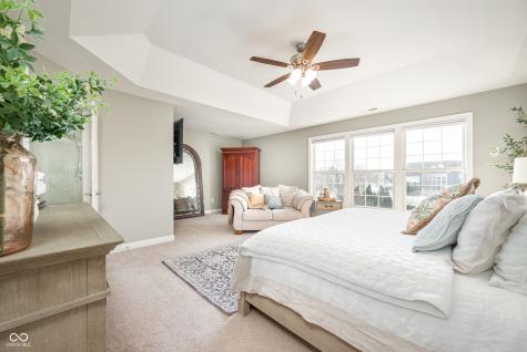 8879 Spring Violet Place Zionsville IN 46077