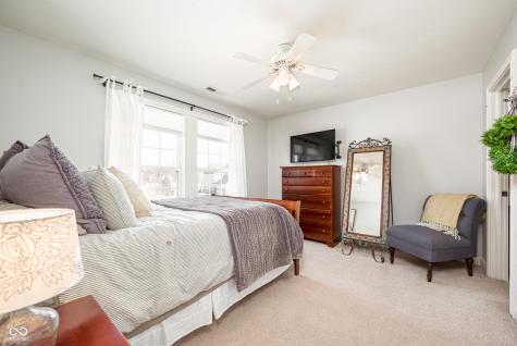8879 Spring Violet Place Zionsville IN 46077