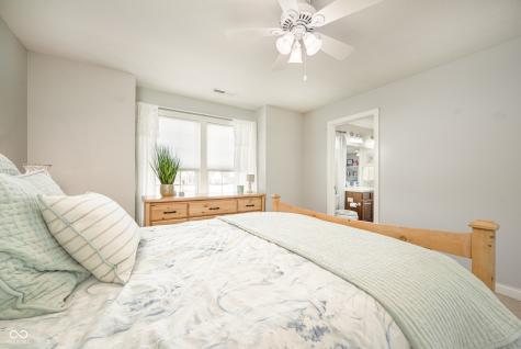 8879 Spring Violet Place Zionsville IN 46077
