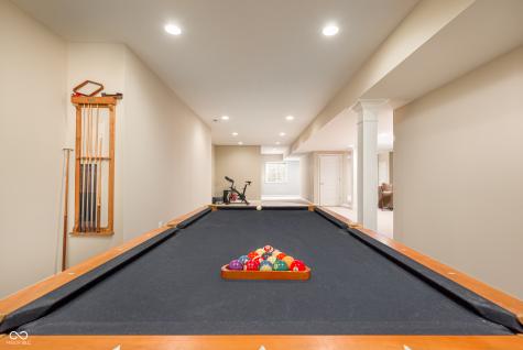 8879 Spring Violet Place Zionsville IN 46077