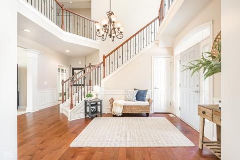 8879 Spring Violet Place Zionsville IN 46077