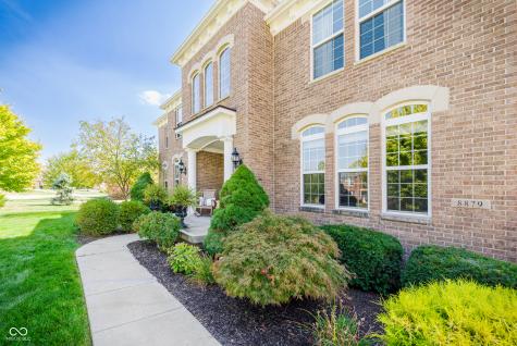 8879 Spring Violet Place Zionsville IN 46077