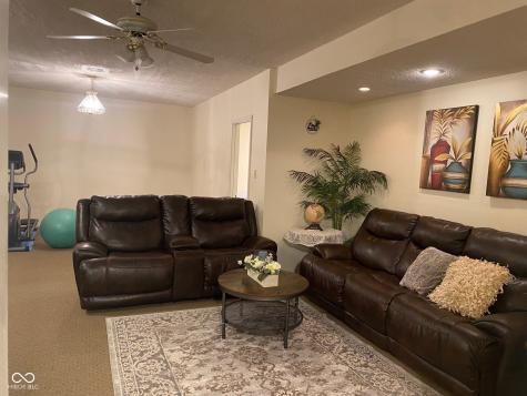1019 Mt Vernon Drive Greenwood IN 46142