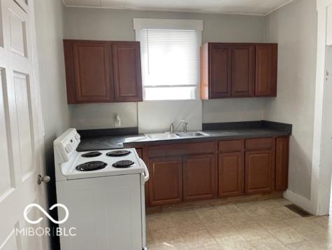 1327 Sycamore Street Columbus IN 47201