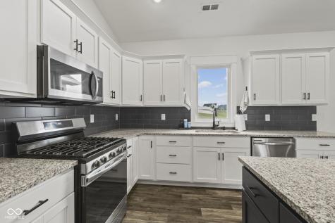 542 E Lucy Lane Ellettsville IN 47429