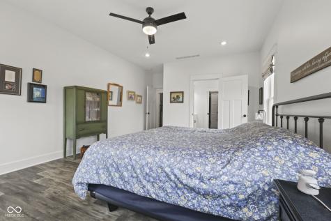 542 E Lucy Lane Ellettsville IN 47429