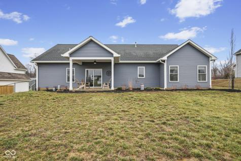 542 E Lucy Lane Ellettsville IN 47429