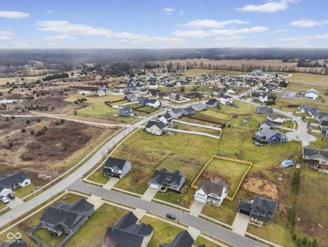 542 E Lucy Lane Ellettsville IN 47429