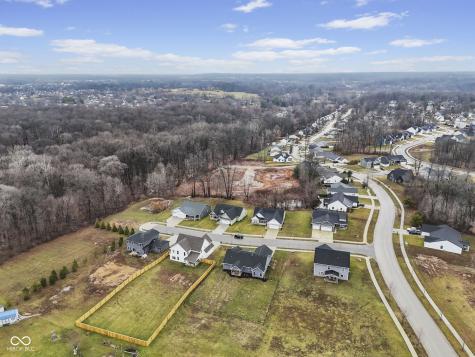 542 E Lucy Lane Ellettsville IN 47429