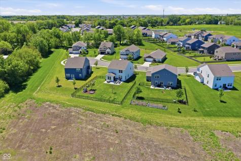 6914 Wolf Creek Court Whitestown IN 46075
