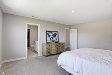 6914 Wolf Creek Court Whitestown IN 46075