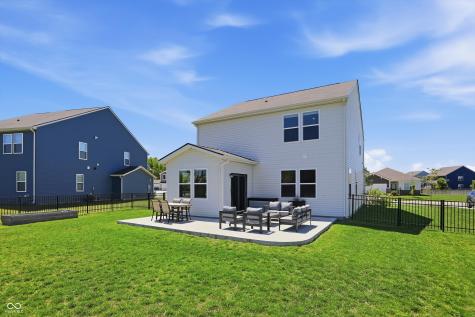 6914 Wolf Creek Court Whitestown IN 46075